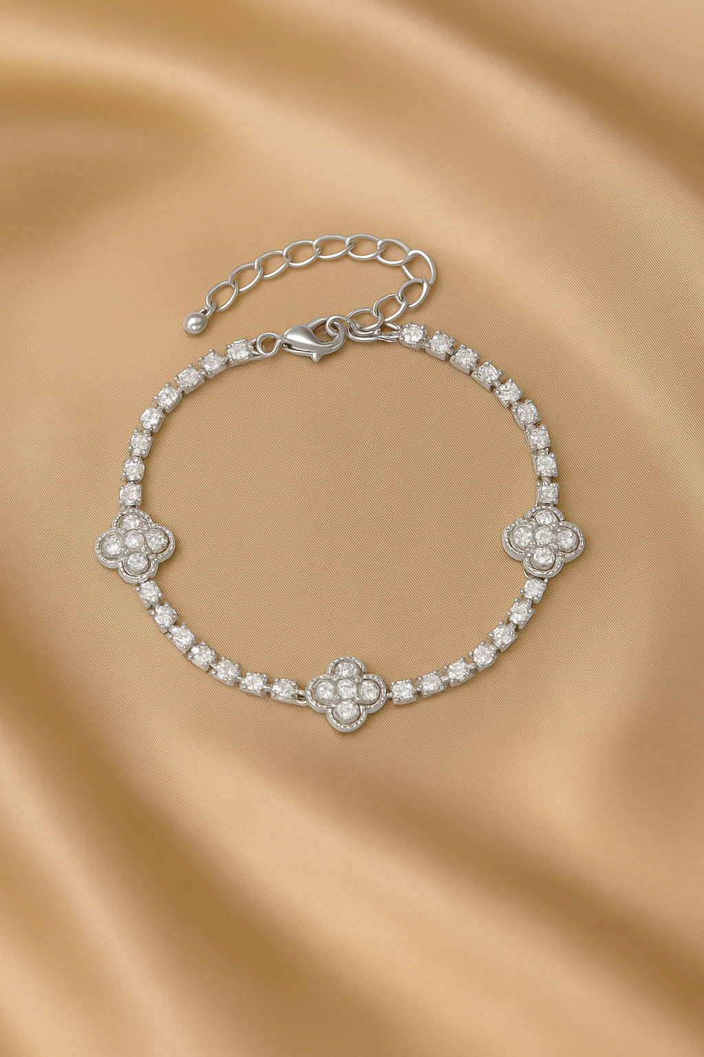 ELIORA | ELEGANCE ARMBAND
